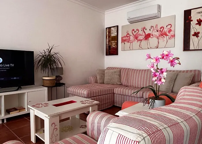 Santa Luzia 5min Walk To Do Barril Apartamento